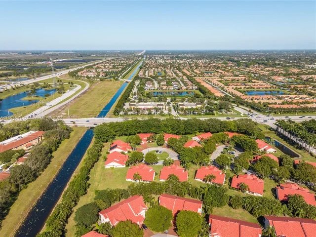 7936 B Lexington Club Blvd, Delray Beach FL 33446