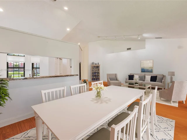 7936 B Lexington Club Blvd, Delray Beach FL 33446