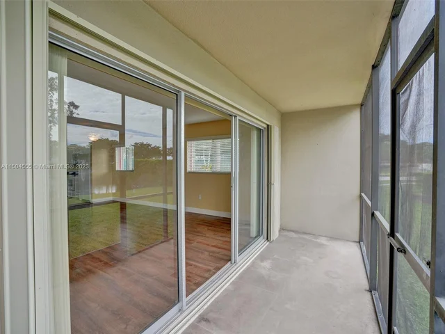 13700 SW 11th St # 101A, Pembroke Pines FL 33027