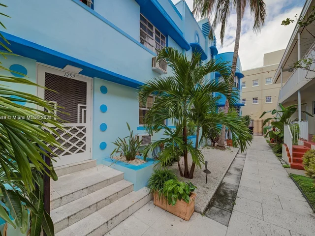 1250 Drexel Ave # 8, Miami Beach FL 33139