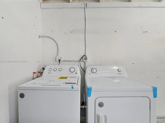 12840 NW 12th Ave, North Miami FL 33168