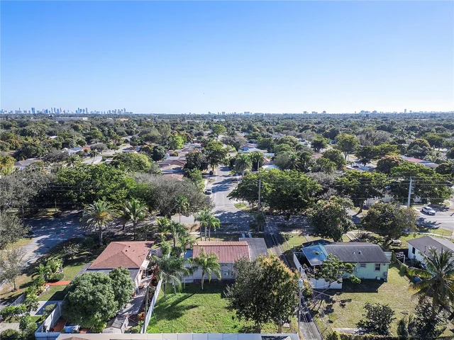 12840 NW 12th Ave, North Miami FL 33168