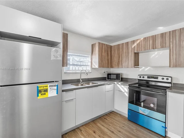 12840 NW 12th Ave, North Miami FL 33168