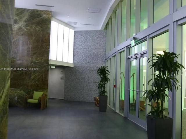 90 SW 3rd St # 1110, Miami FL 33130