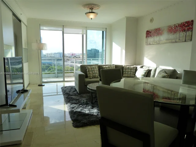 90 SW 3rd St # 1110, Miami FL 33130