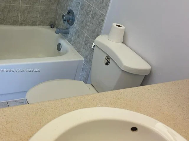 17570 Atlantic # 512, Sunny Isles Beach FL 33160