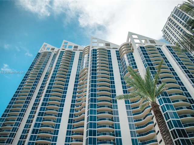 17555 Collins Ave # 1504, Sunny Isles Beach FL 33160