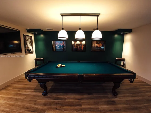 17555 Collins Ave # 1504, Sunny Isles Beach FL 33160