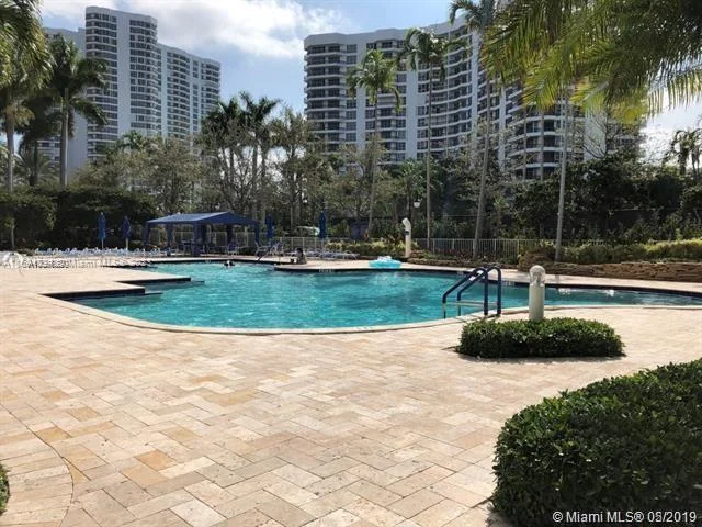 3500 Mystic Pointe Dr # 2305, Aventura FL 33180