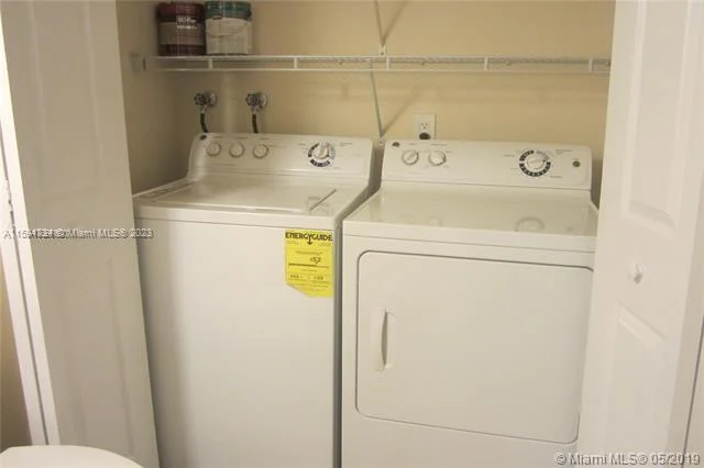 3500 Mystic Pointe Dr # 2305, Aventura FL 33180