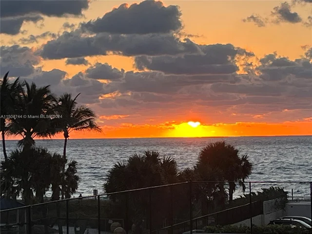 1880 S Ocean Dr # 306, Hallandale Beach FL 33009