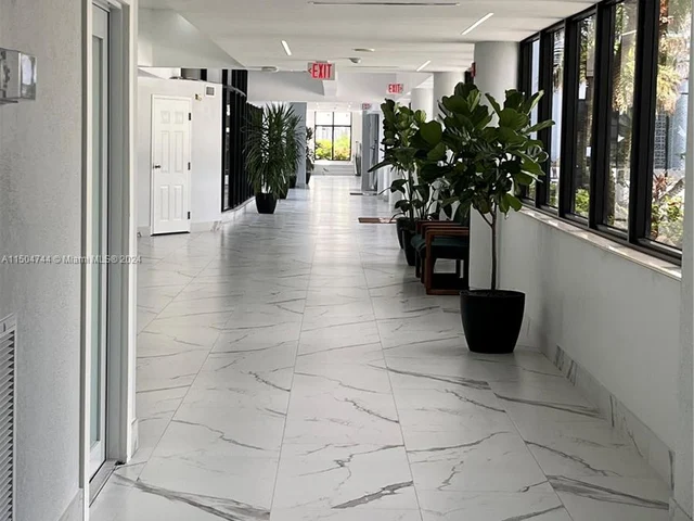 1880 S Ocean Dr # 306, Hallandale Beach FL 33009