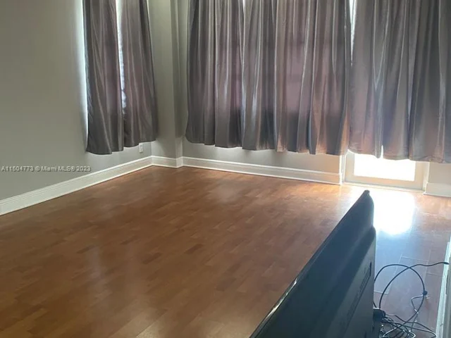 3725 S Ocean Dr # 927, Hollywood FL 33019