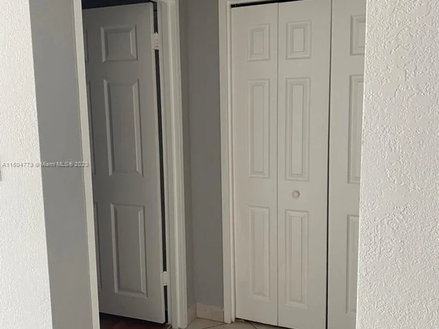 3725 S Ocean Dr # 927, Hollywood FL 33019