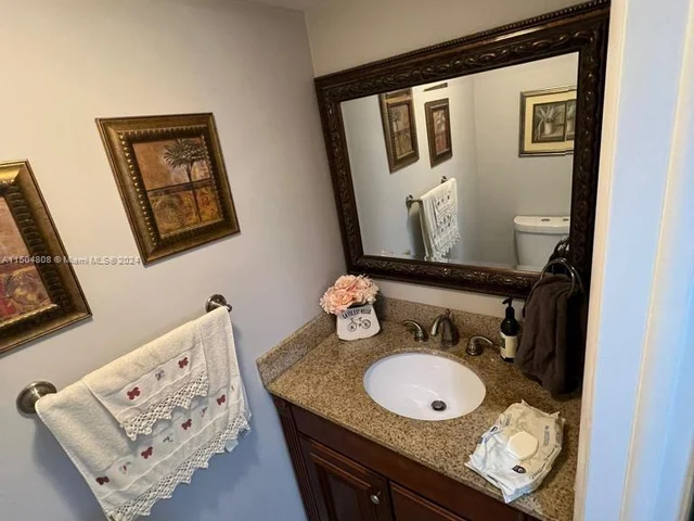 9431 Evergreen Pl # 103, Davie FL 33324