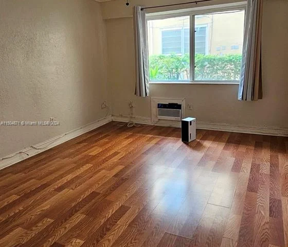 6831 Abbott Ave # 3, Miami Beach FL 33141