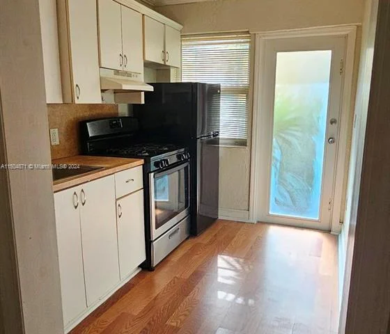 6831 Abbott Ave # 3, Miami Beach FL 33141