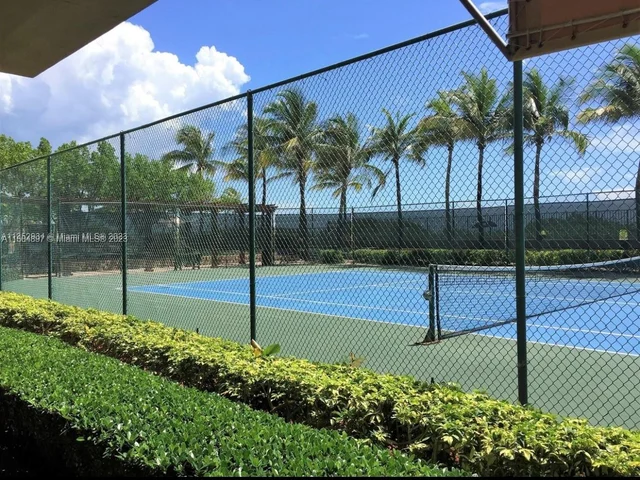 2080 S Ocean Dr # 401, Hallandale Beach FL 33009