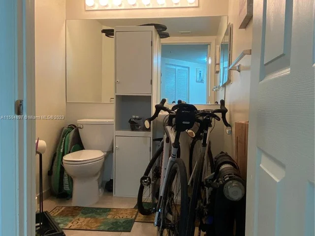 2080 S Ocean Dr # 401, Hallandale Beach FL 33009