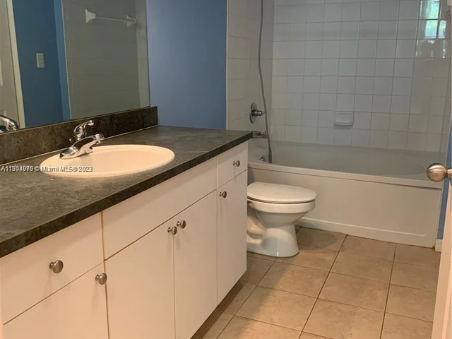 9172 Collins Ave # 218, Surfside FL 33154