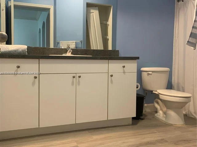 9172 Collins Ave # 218, Surfside FL 33154