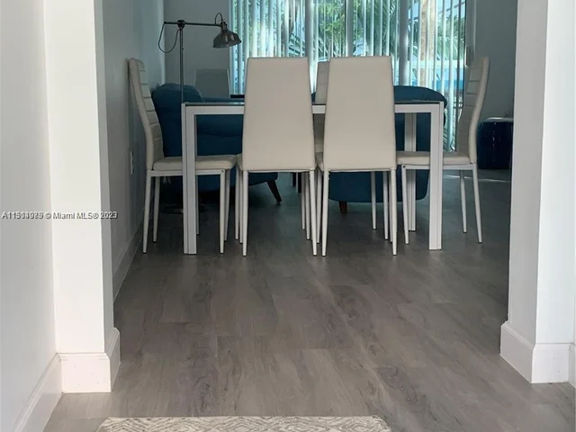 9172 Collins Ave # 218, Surfside FL 33154