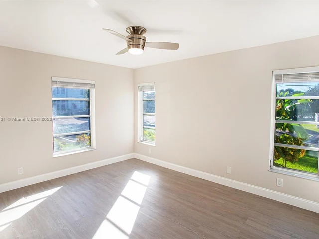 7527 S Oriole Blvd # 101, Delray Beach FL 33446