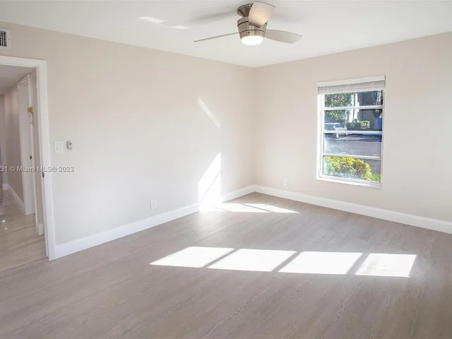 7527 S Oriole Blvd # 101, Delray Beach FL 33446