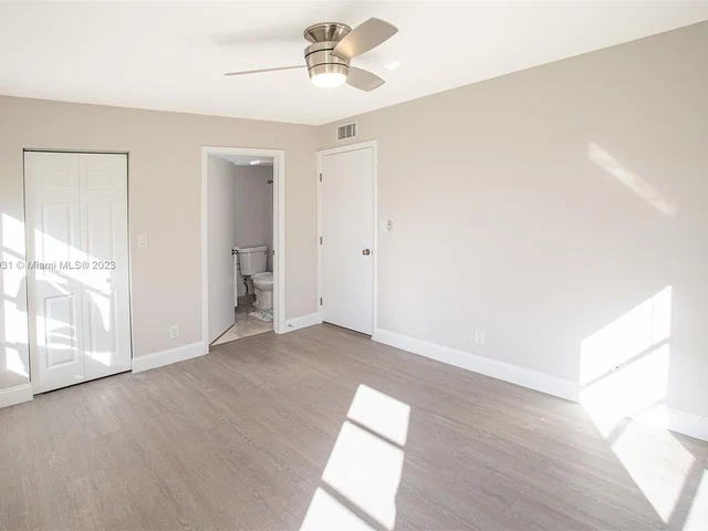 7527 S Oriole Blvd # 101, Delray Beach FL 33446