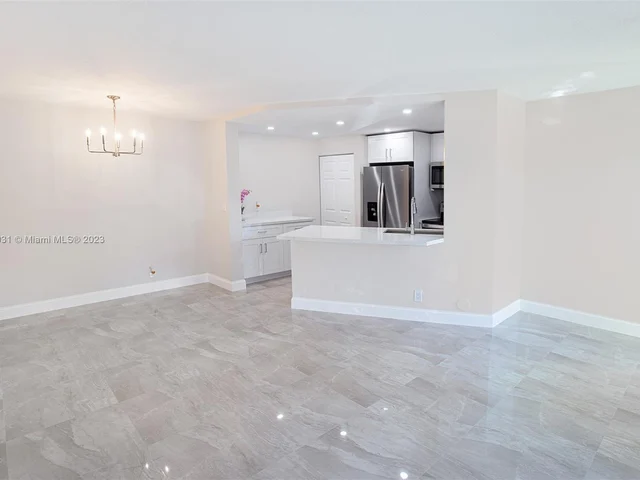 7527 S Oriole Blvd # 101, Delray Beach FL 33446