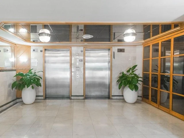 2401 Collins Ave # 408, Miami Beach FL 33140