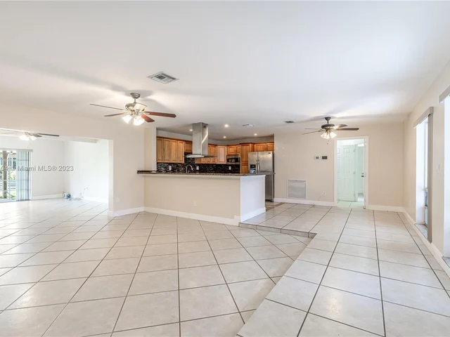 5235 SW 90th Ave # 5235, Cooper City FL 33328