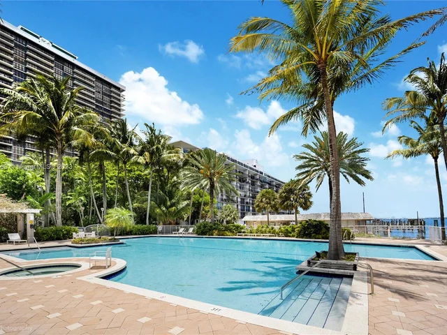 770 NE 69th St # 1F, Miami FL 33138