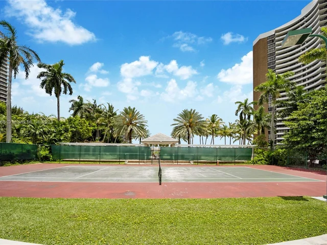 770 NE 69th St # 1F, Miami FL 33138