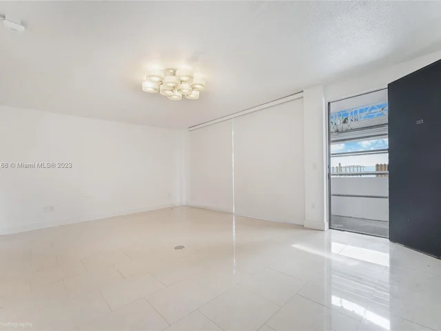 770 NE 69th St # 1F, Miami FL 33138