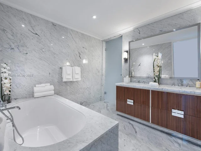 15701 Collins Ave # 4601, Sunny Isles Beach FL 33160