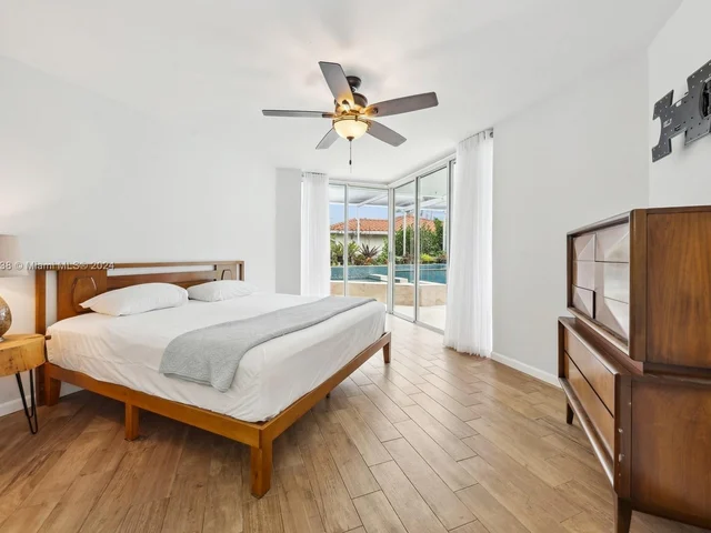 11741 NW 23rd St, Plantation FL 33323