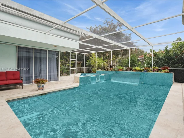 11741 NW 23rd St, Plantation FL 33323