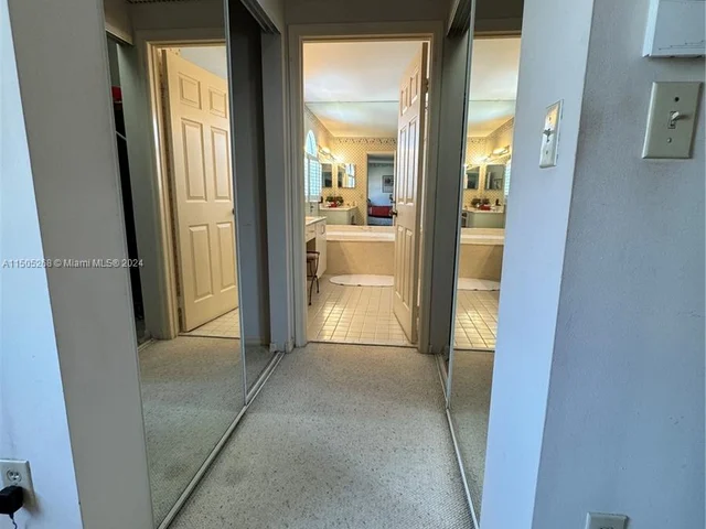 19232 NW 88th Pl, Hialeah FL 33018