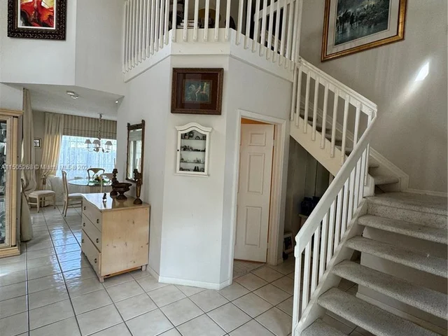 19232 NW 88th Pl, Hialeah FL 33018