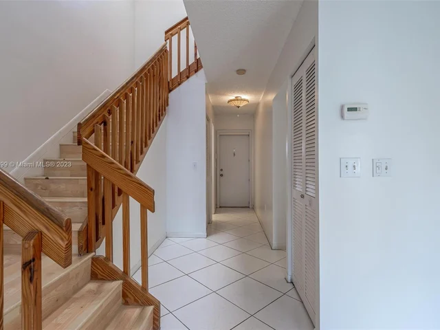 1551 N 14th Ter, Hollywood FL 33020