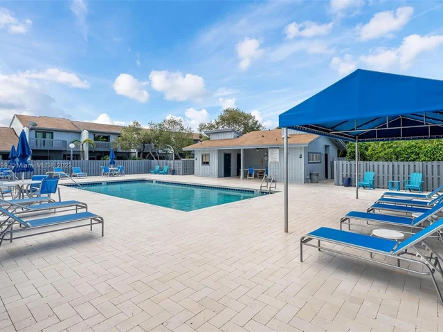 1551 N 14th Ter, Hollywood FL 33020