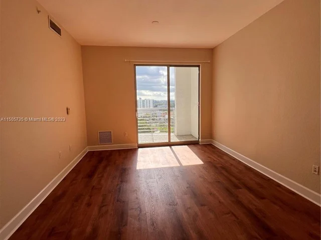 1830 Radius Dr # 1318, Hollywood FL 33020