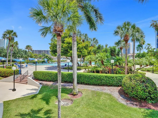 2500 Parkview Dr # 2307, Hallandale Beach FL 33009