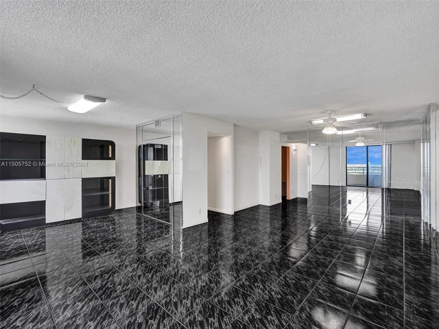 2500 Parkview Dr # 2307, Hallandale Beach FL 33009