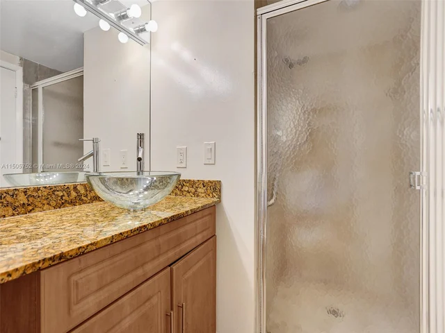 2500 Parkview Dr # 2307, Hallandale Beach FL 33009