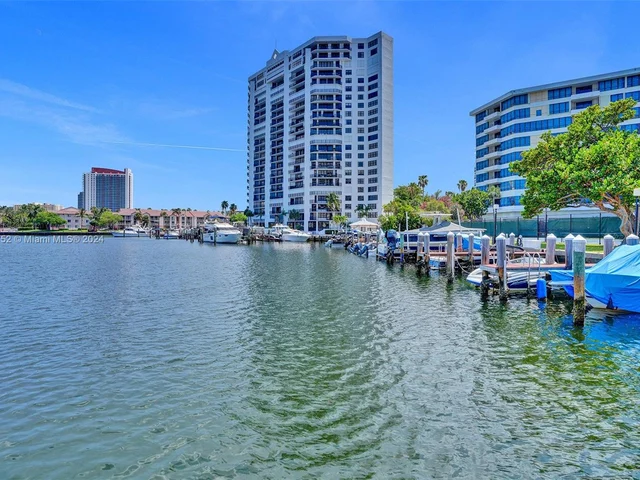 2500 Parkview Dr # 2307, Hallandale Beach FL 33009