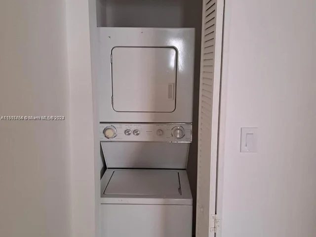 1219 Meridian Ave # 4, Miami Beach FL 33139