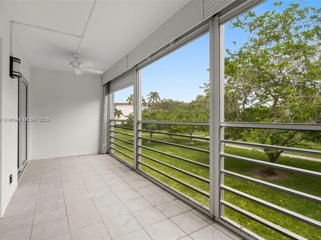 2803 Victoria Way # C2, Coconut Creek FL 33066