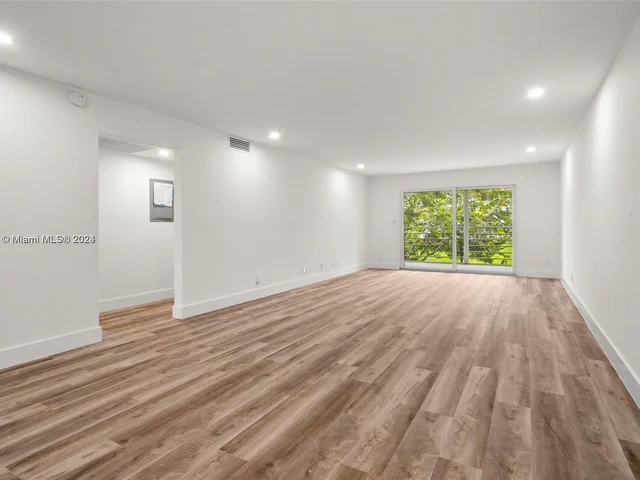 2803 Victoria Way # C2, Coconut Creek FL 33066